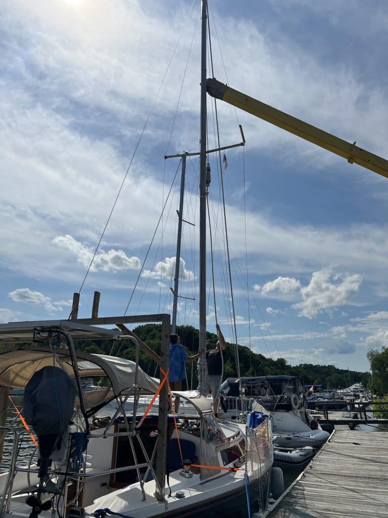 Jour 12 : On enlève les voiles et le mât